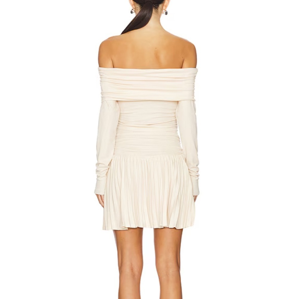 Lioness Field Of Dreams Mini dress Oatmeal Off-Shoulder Cream knit Revolve M - Picture 3 of 6